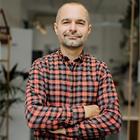 автор статьи